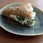 Broodje kruidenroomkaas van La Place