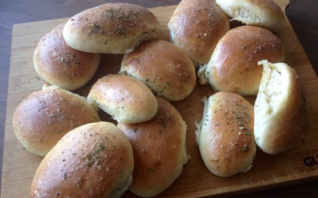 Garlic bread sticks