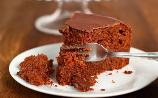 wiener sachertorte (via Shutterstock)