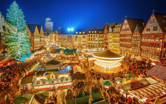 Kerstmarkt (via Shutterstock)