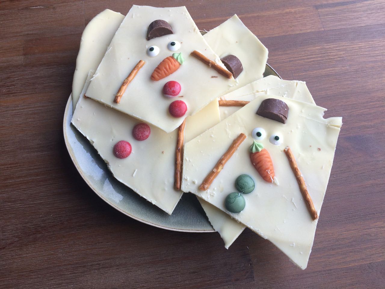 Melted snowman chocolate bark