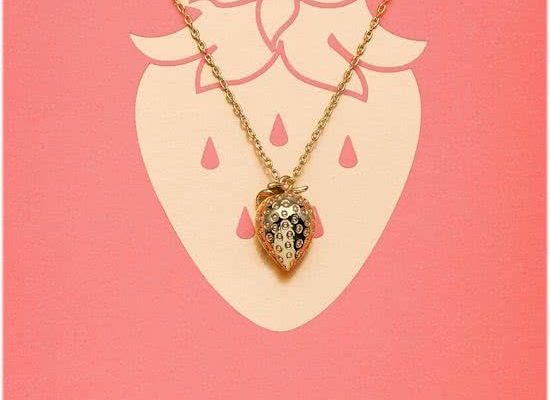 alles met en over aardbeien: ketting