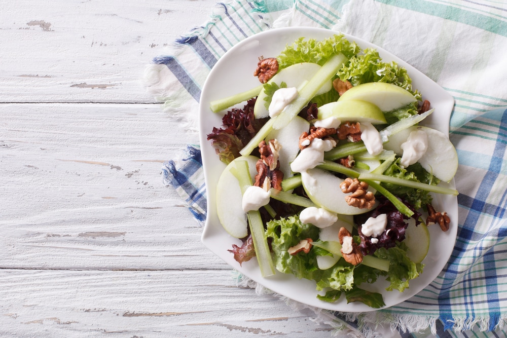 Geschiedenis van beroemde gerechten: waldorf salade