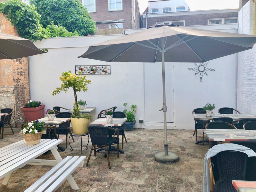 restaurant la Salle - binnentuin