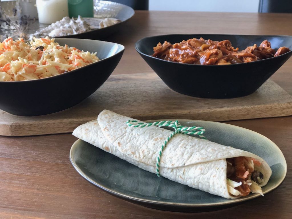 pulled chicken wraps