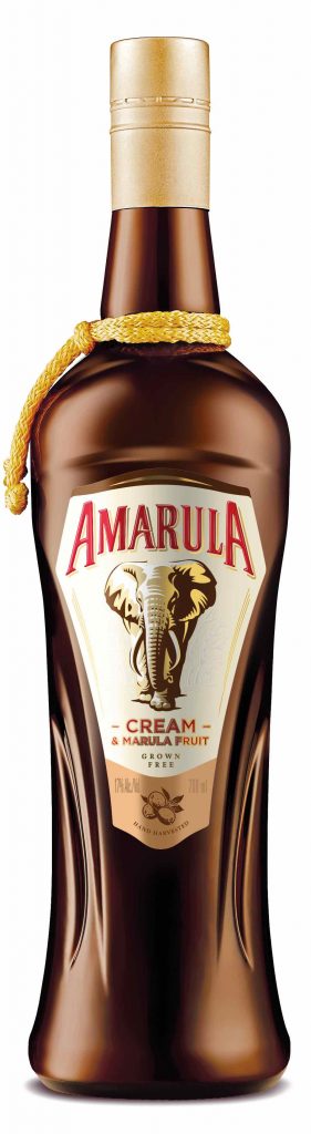 Red de Afrikaanse olifant met Amarula
