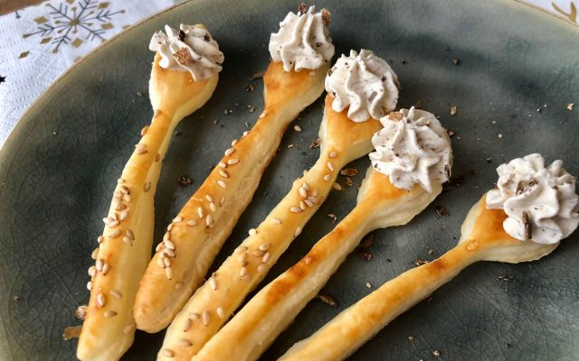 Eetbare amuselepel met truffelcreme