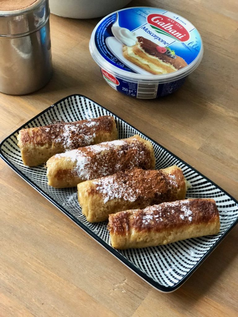 Tiramisu wentelteefrolletjes