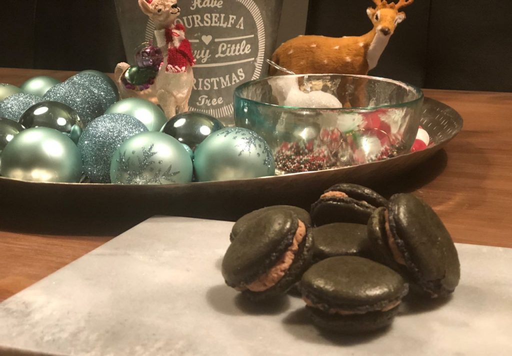 hartige macaron met eendenlevermousse