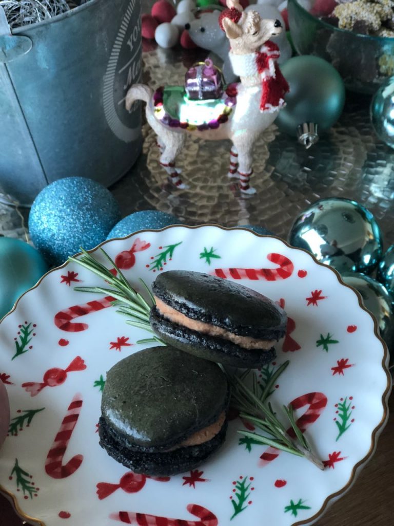 hartige macaron met eendenlevermousse