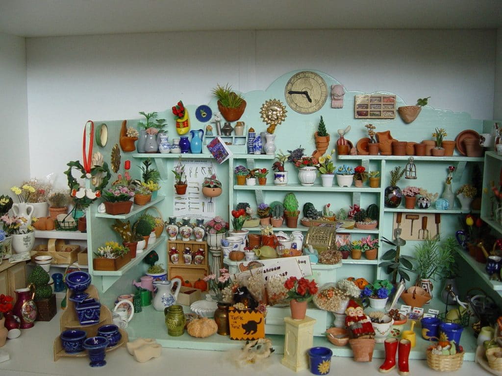 Nog meer mooie poppenhuizen: plantenwinkel