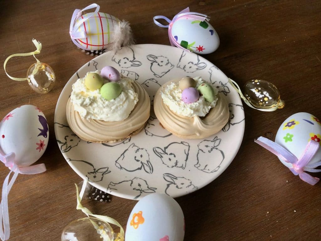 Mokka meringue nestjes