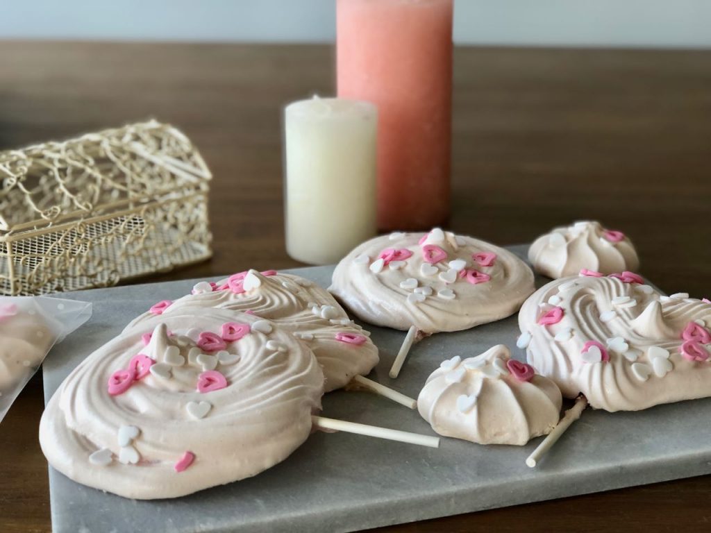 roze meringue lollies