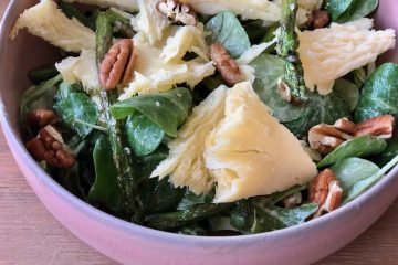 Téte de moine salade met groene asperge