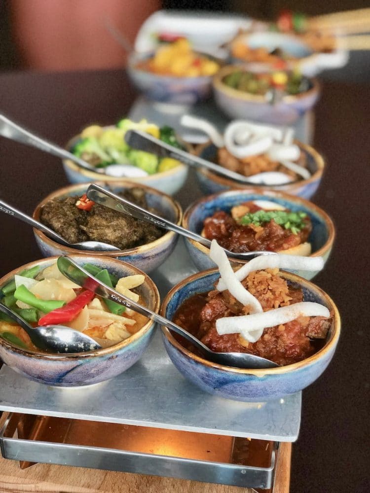 restaurant Seinpost Indonesia