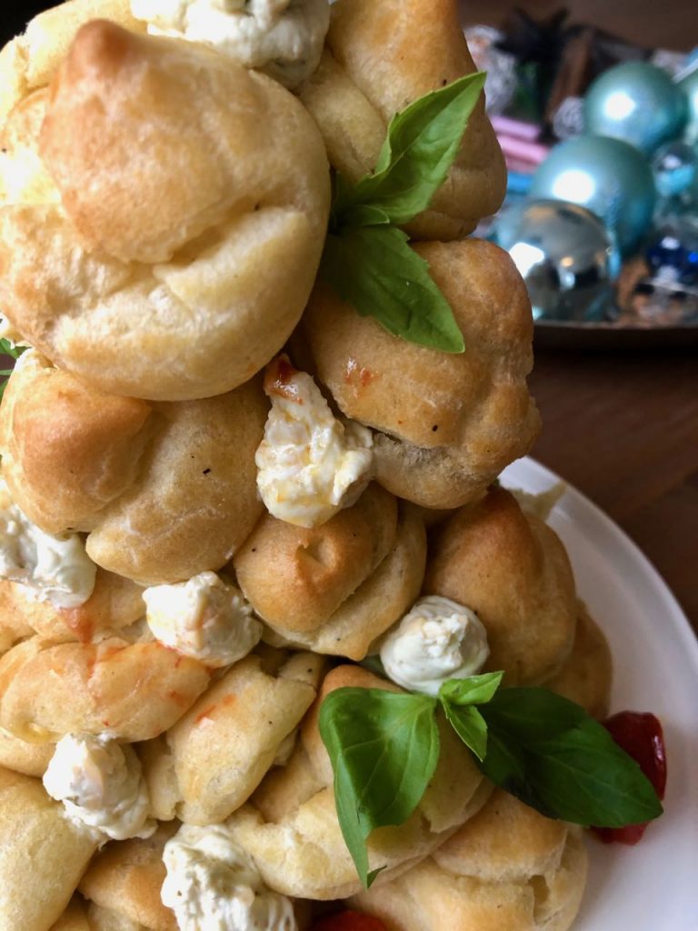 Croquembouche Caprese