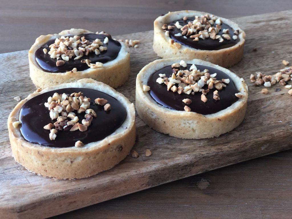 tartelettes met chocolade en karamel