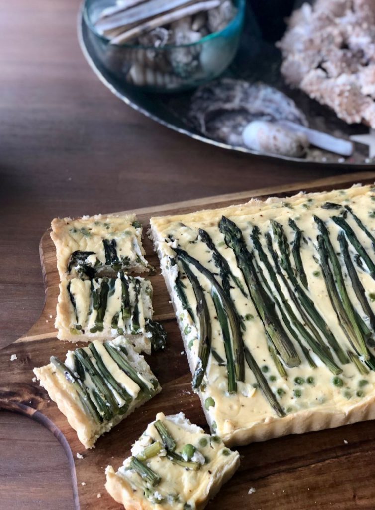 Quiche met groene aspergepunten en feta