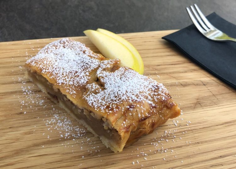 Apfelstrudel