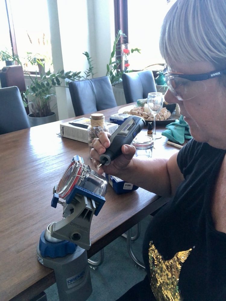 glas graveren met de Dremel Lite