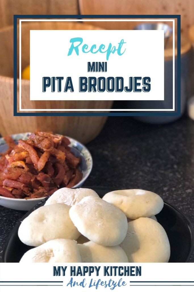 Pinterest pin mini pitabroodjes