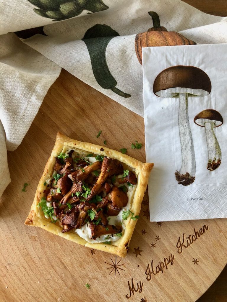 mini plaattaartje met cantharellen