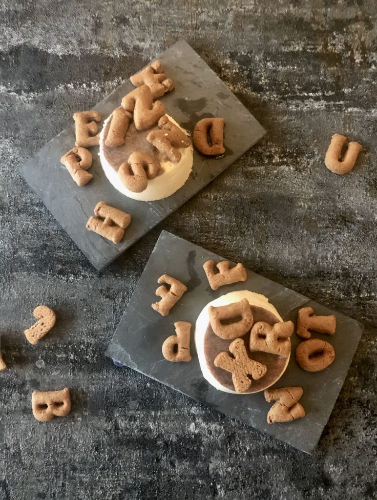 Speculaas pannacotta met kruidnootjes