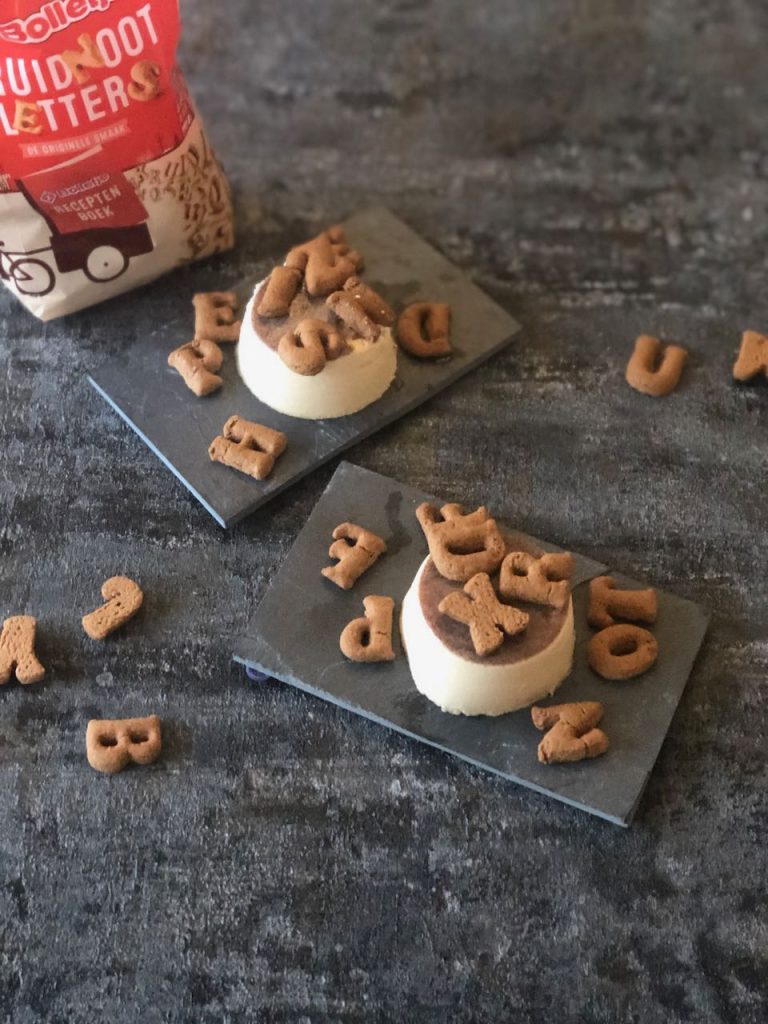 Speculaas pannacotta met kruidnootjes