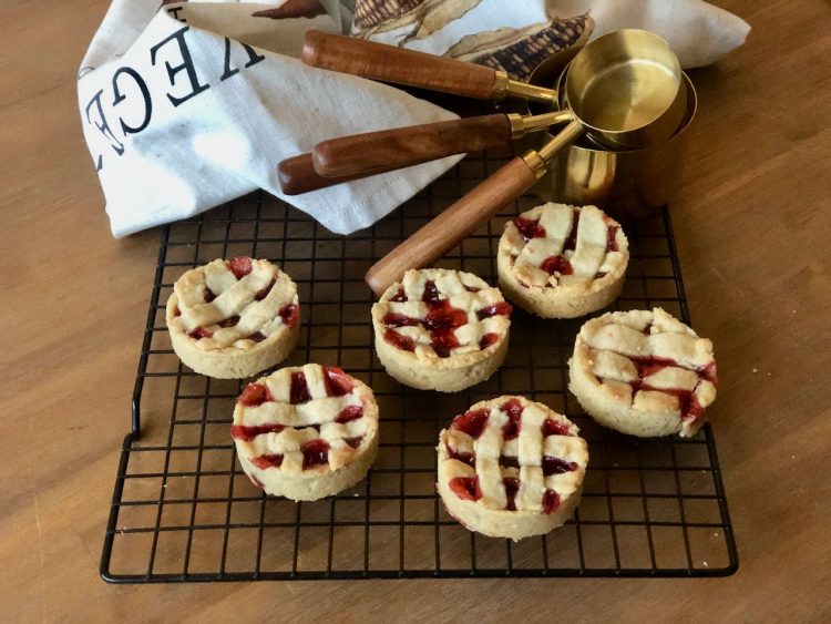 mini linzer torte