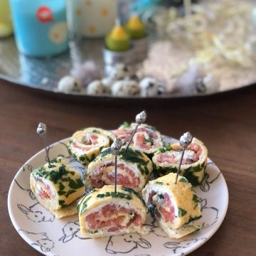 Omeletrol met kruidenroomkaas en zalm