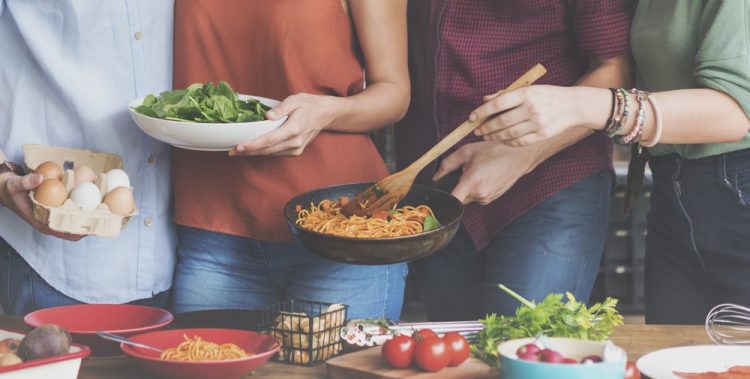 Koken op een studentenkamer