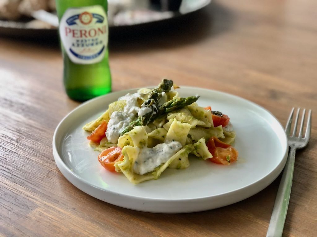 Pappardelle met aspergepesto
