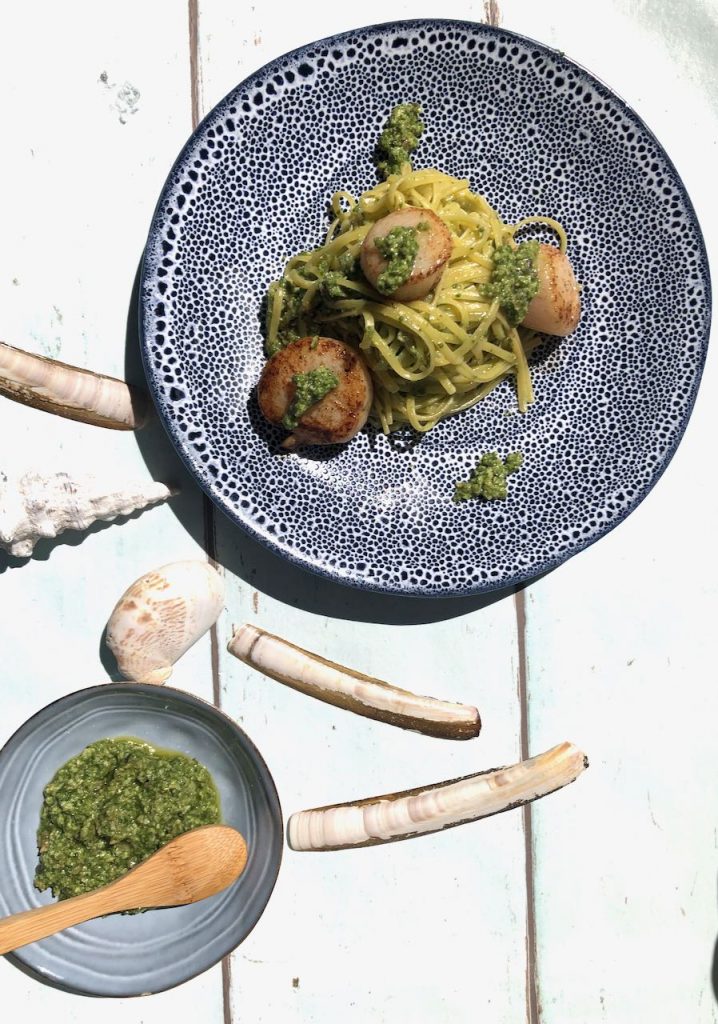 Linguine met pesto van zeekraal