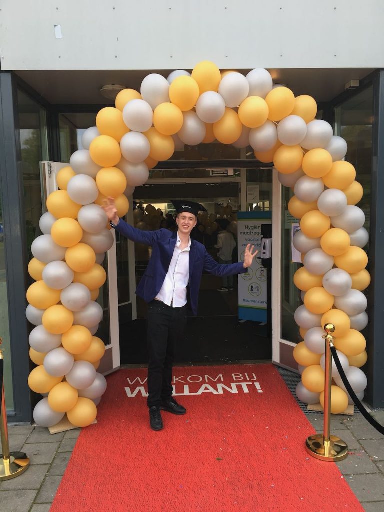 Diplomauitreiking