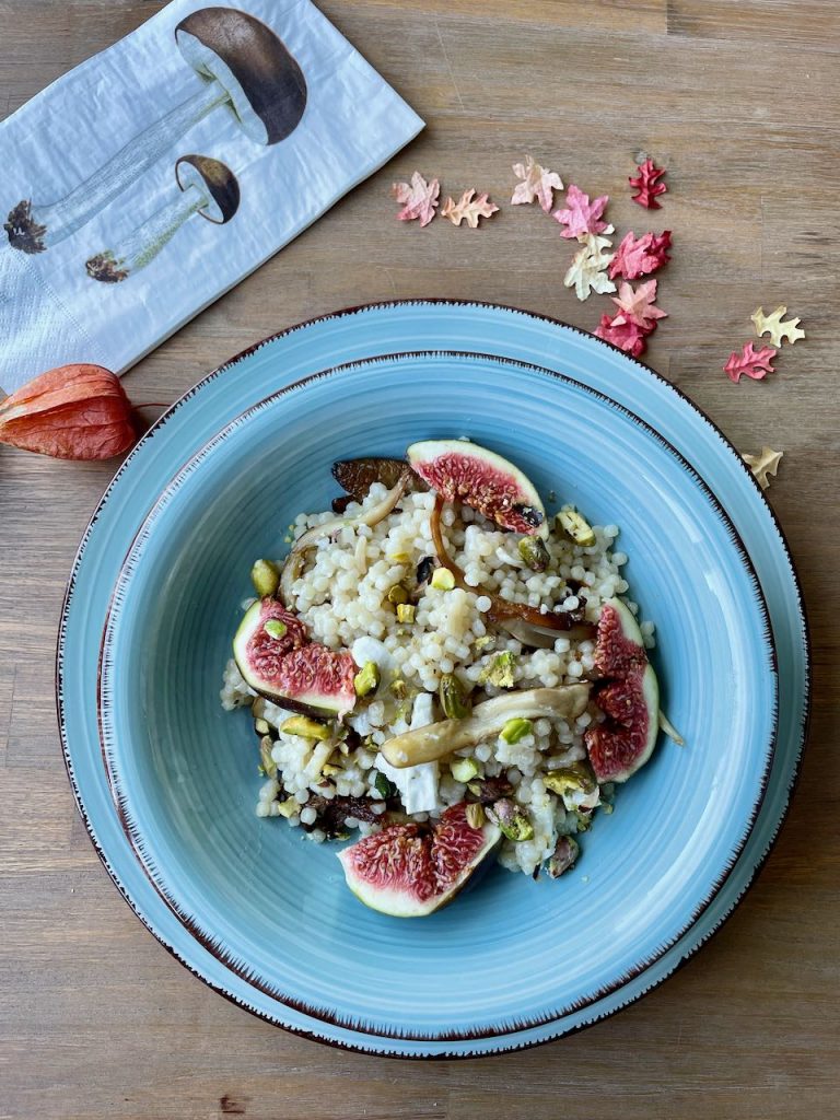Parelcouscous met oesterzwam, vijg en geitenkaas
