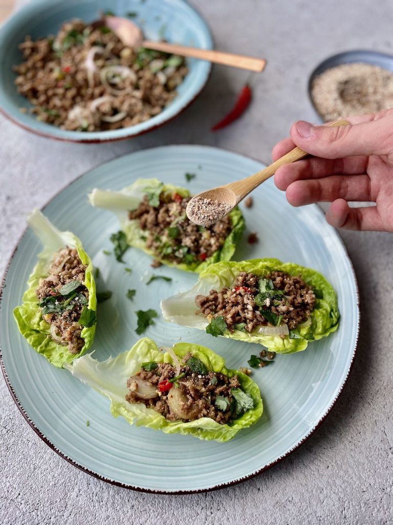 larb, laab of laap salade