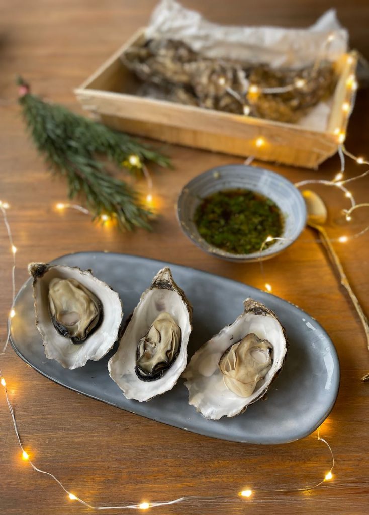 Gestoomde oesters met Aziatische dressing - recepten met vis