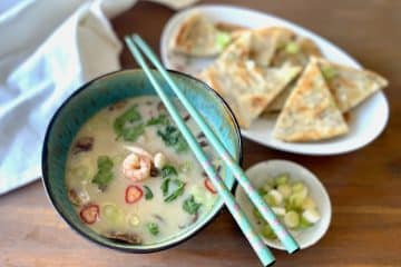 Tom Kha kung