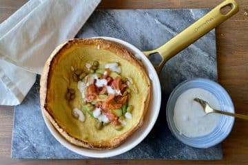 Hartige Dutch baby met zalm