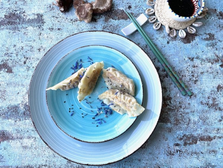 gyoza met paddenstoelen