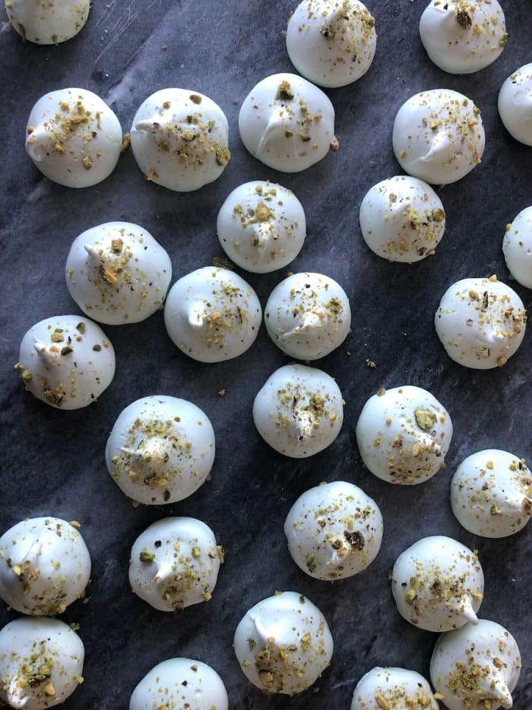 Pistache meringue