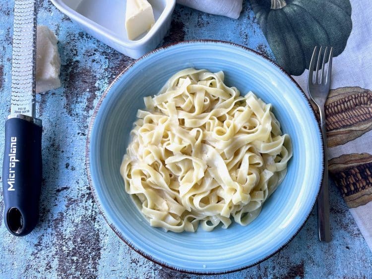 Fettuccine Alfredo