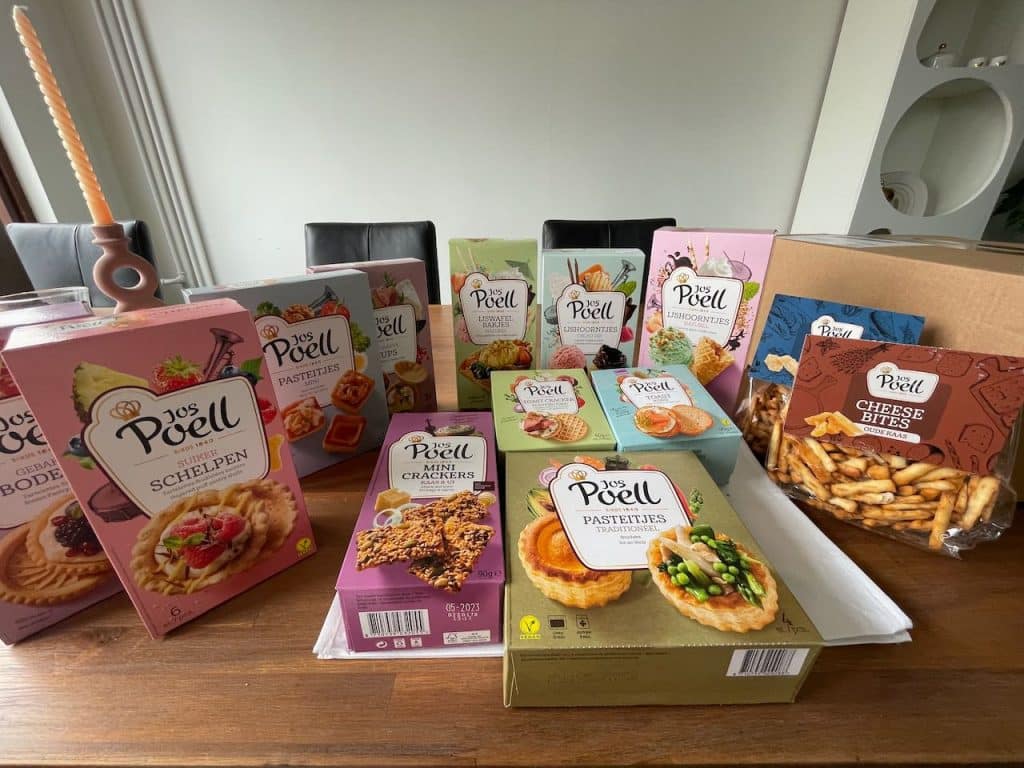 Jos Poell pakket