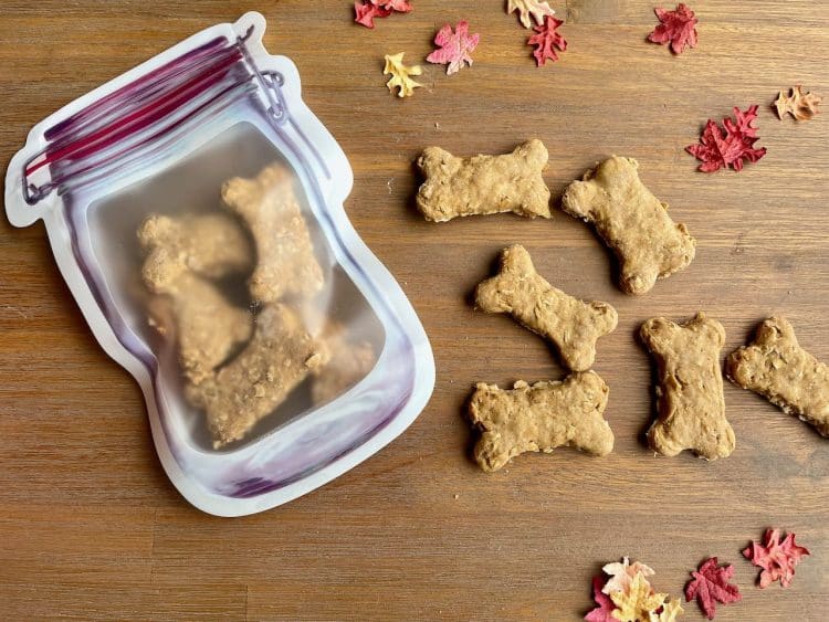 Zelf hondenkoekjes bakken