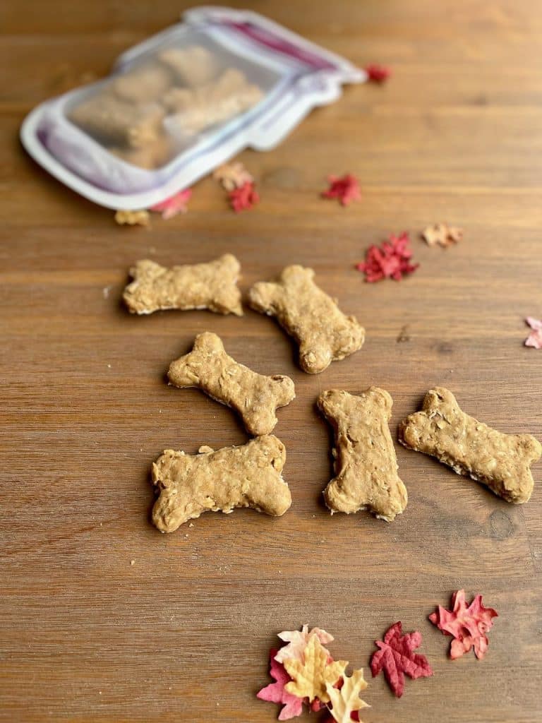 zelf hondenkoekjes bakken