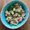 Salade met avocado en kabeljauwlever