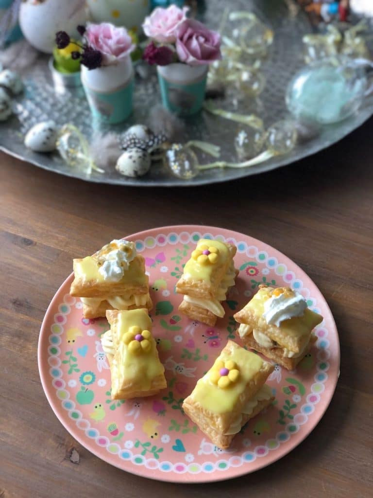 Mini tompouce voor Pasen