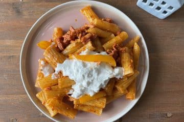 Pasta met paprika pesto