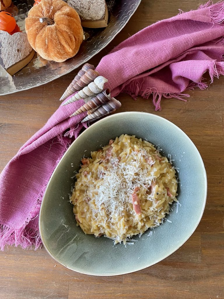 Eenpans orzotto carbonara