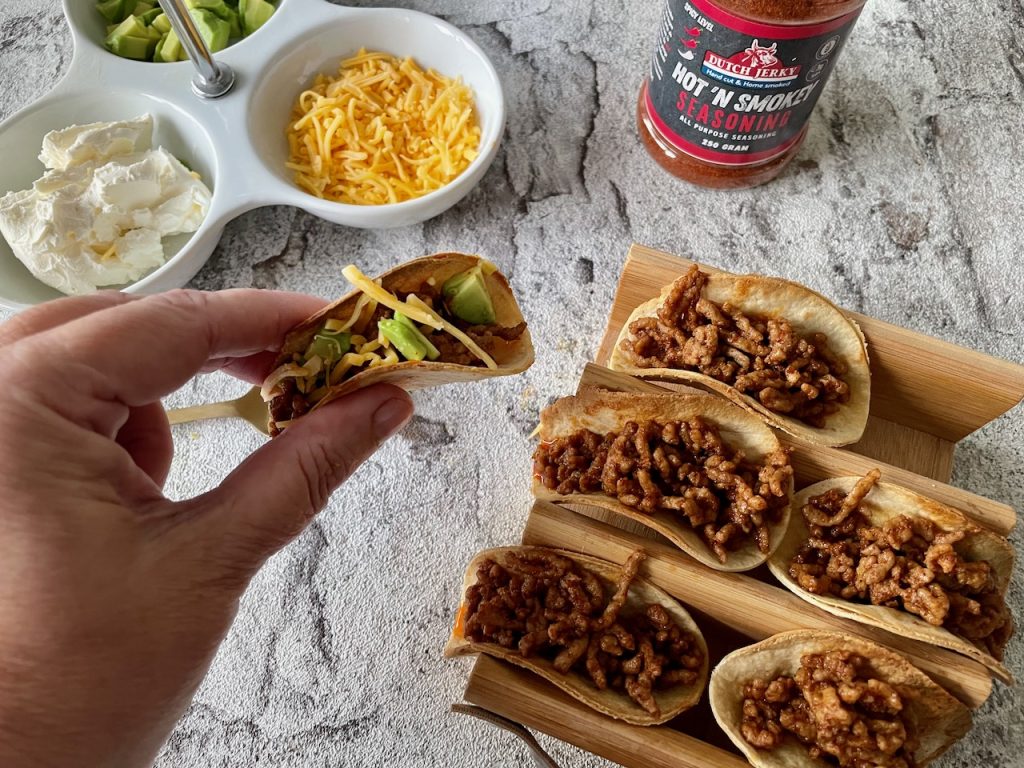 hot 'n smokey mini taco's